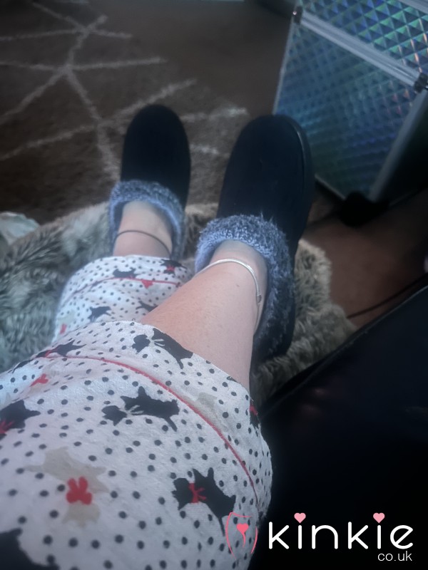 Foot Ma**age