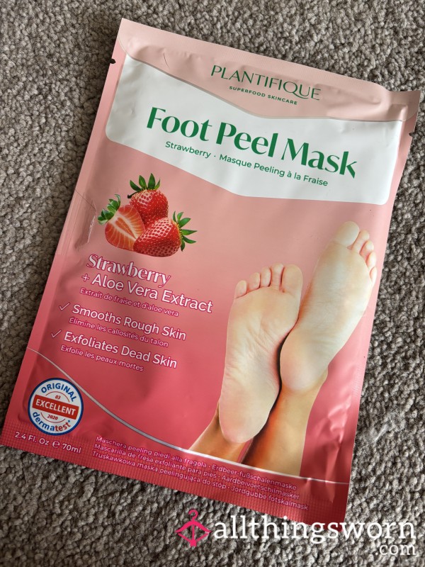 Foot P**l Mask