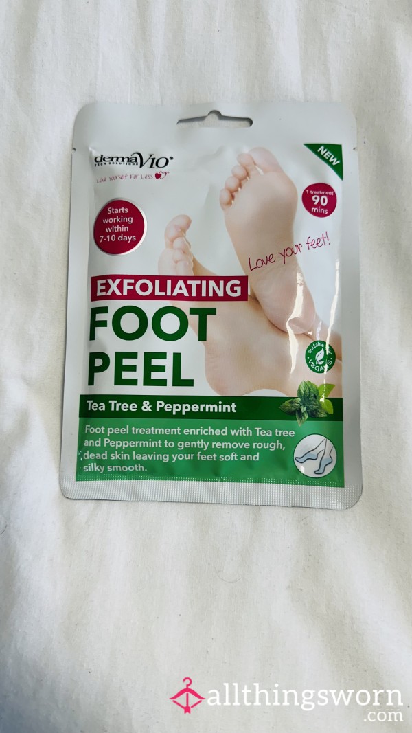 Foot P**l Mask