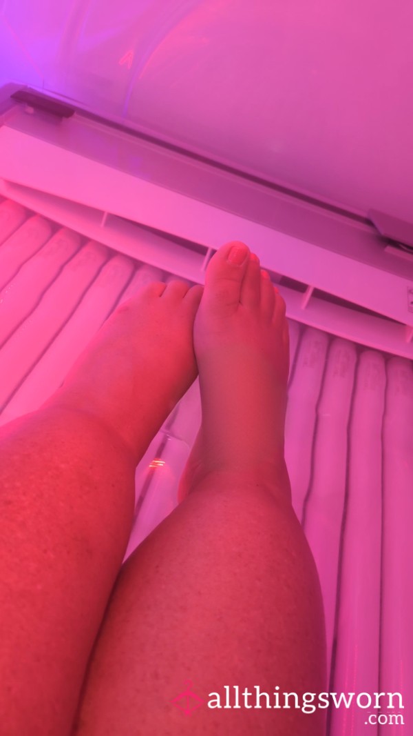 Foot Pics On Sunbed