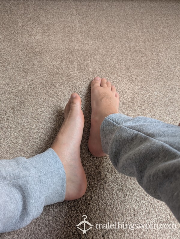 Foot Play Video