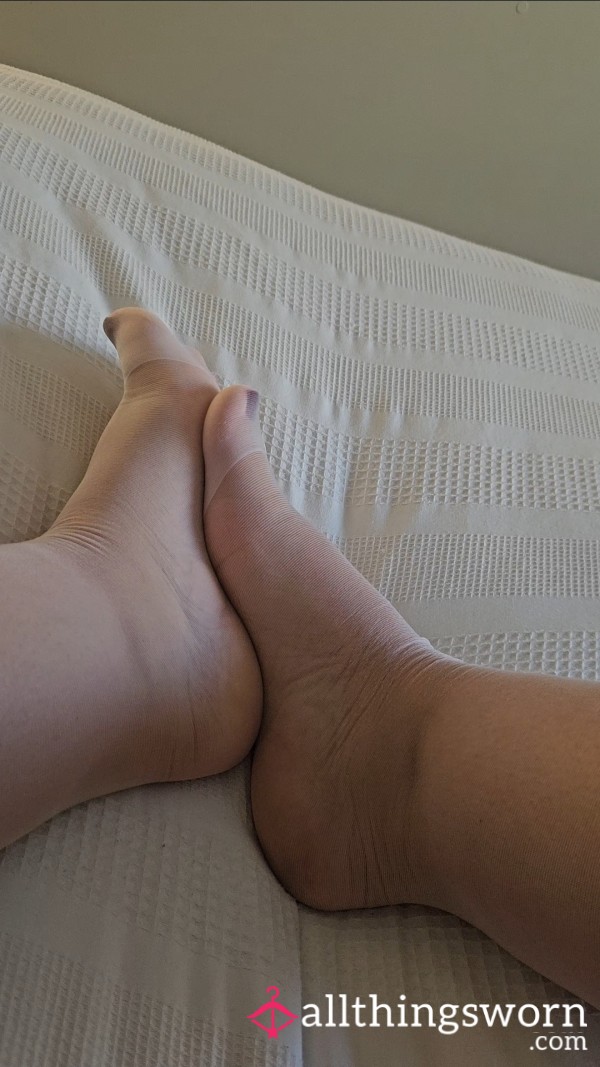 Foot Tease In White Nylon Stockings && P**l Off