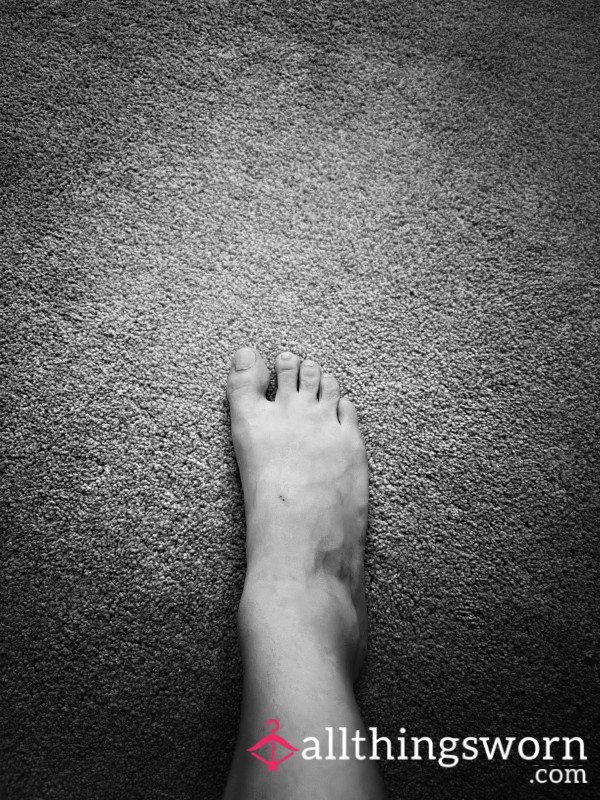 Foot Wank And C*m 💦