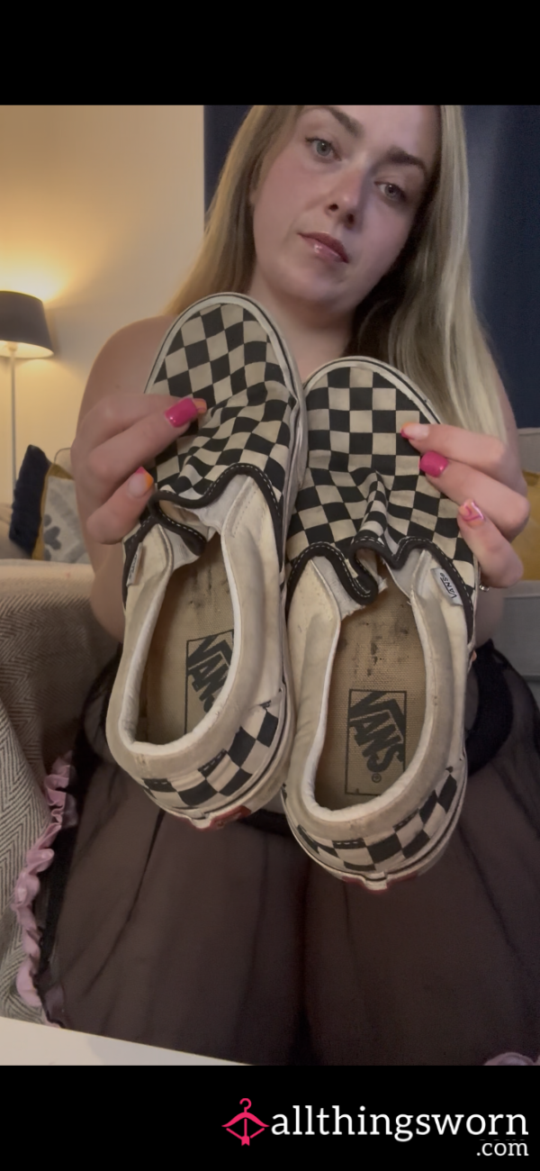 Foot Worship And Imposed Feet/shoe Sniffing Whilst I Wear My Sweaty Slip On Vans😈