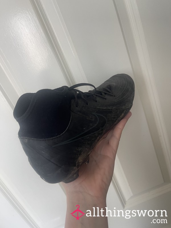 Football Boots - Black Nike Mould Sock Boot - Cleats - Rugby Boots. Well Worn.