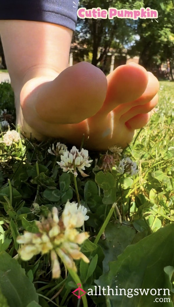 Footfetish ASMR • Let's Go For A Walk In The Park Together 🍀