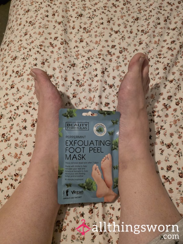 Foot.p**l.mask.&.skin