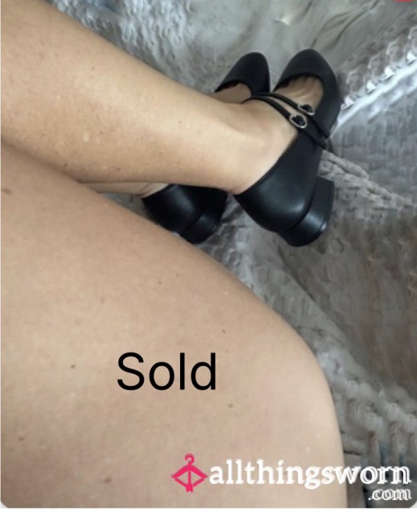 For Sale: Well-Worn Black Leather Mary Jane’s – Size 7 👠🖤