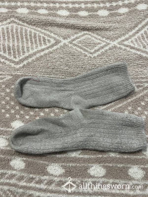Free Shipping - Wool Mid-length Socks