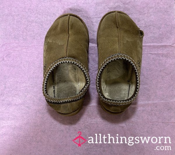 Frequently Worn UGG Slippers