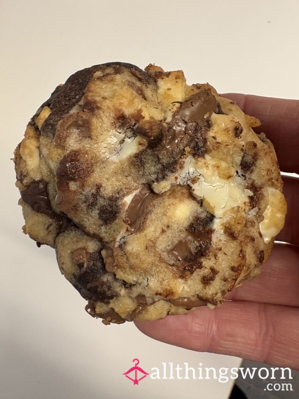 3 Fresh Cookies Baked Today With Special Topping