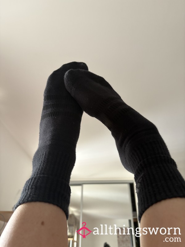 🖤 Fresh Off My Feet 🖤