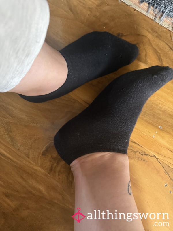 Fresh Off My Feet After 24 Hours Of Wear And A Sweaty Gym Session. These Socks Have Been Through A Busy Day And Carry All The Authentic Signs Of It. Warm, Well-worn, And Impossible To Replica