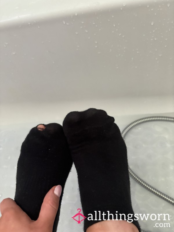 Fresh Off My Feet – Dirty, Sweaty, And Addictive