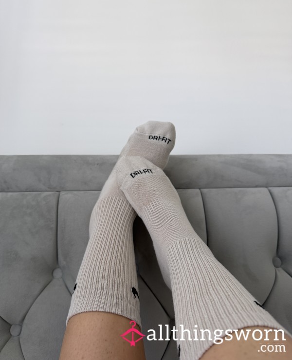 🤍 Fresh Off My Feet Nike Dri-Fit Socks 🤍