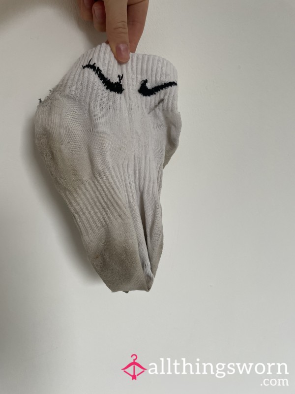 FRESH Today’s Sweaty Gym Socks