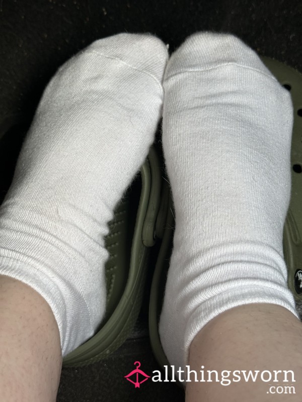 Fresh White Socks