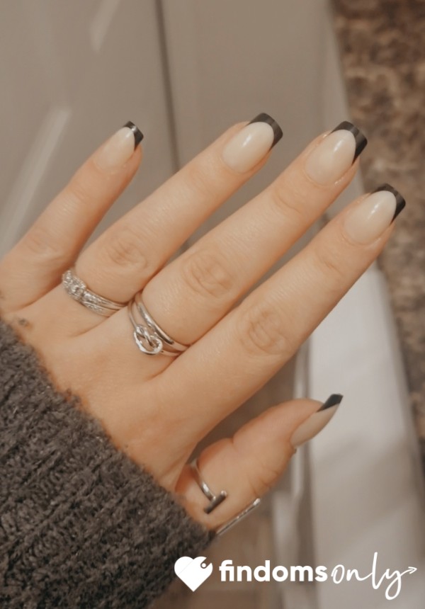 Freshen Up My Mani 😈