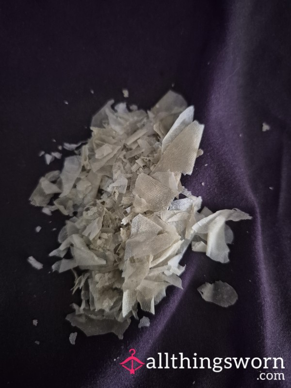 Freshly P**led Foot Skin – Intimate & Rare