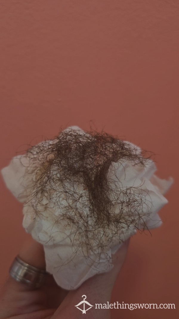 Freshly Shaved Pubes 💇