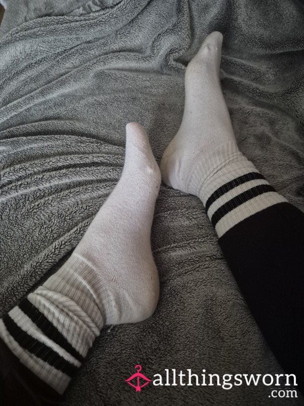 Freshly Worn Socks – Personalised For You👣💋