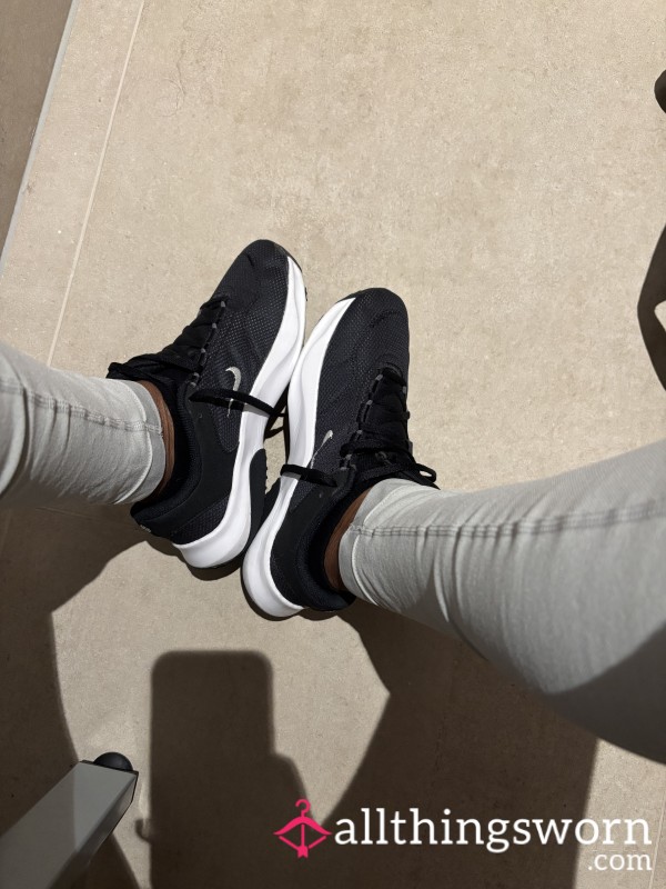 Freshly Worn Sweaty Gym Knickers & Steamy Feet Pics - Instant Findom Tease For Your Obsession 💦👅