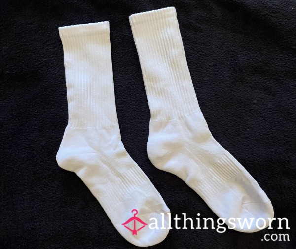 White Sports Socks - 24hr Worn On Bratty Ginger MILF Feet! 💜🔥
