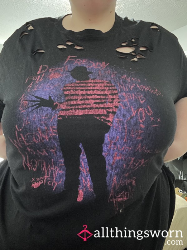 ~FRIDAY 13TH FREDDIE DESTRUCTIVE BLACK GRAPHIC T-SHIRT~