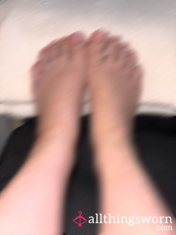 Friday Feet Bundle 👀👣