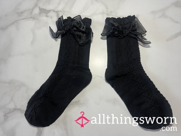 Frilly Black Socks With Ribbon Bow (size 7)