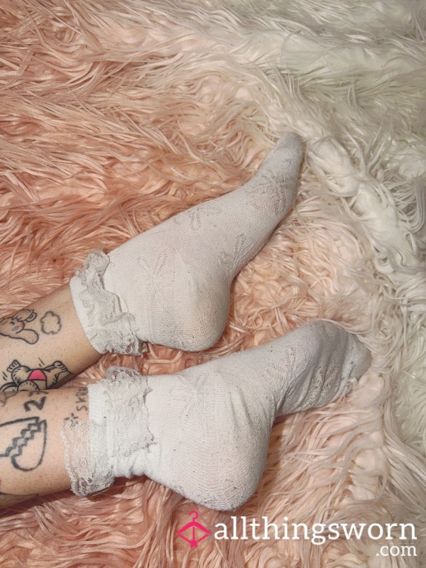 Frilly Lacey Socks