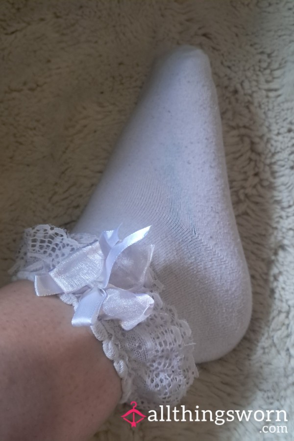 Frilly Socks