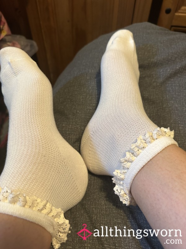 Frilly Socks