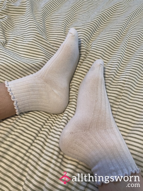 Frilly White Socks