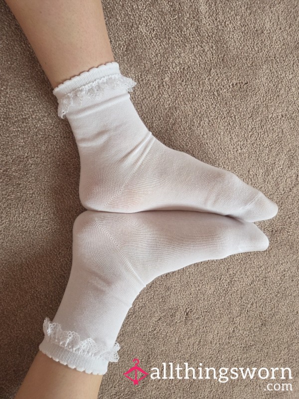 Frilly White Socks