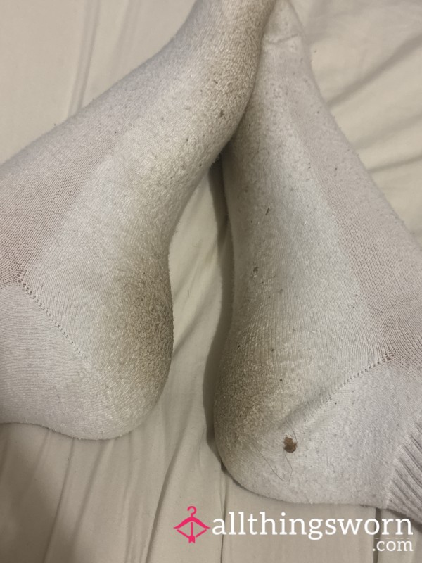 From Shoes To You – Warm, Scented Socks