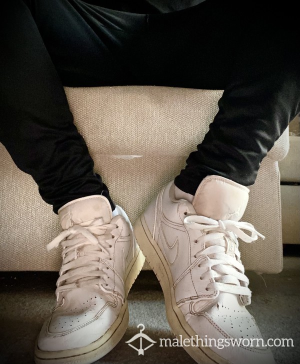F**ked Nike Jordan’s - F****g Stink 😷