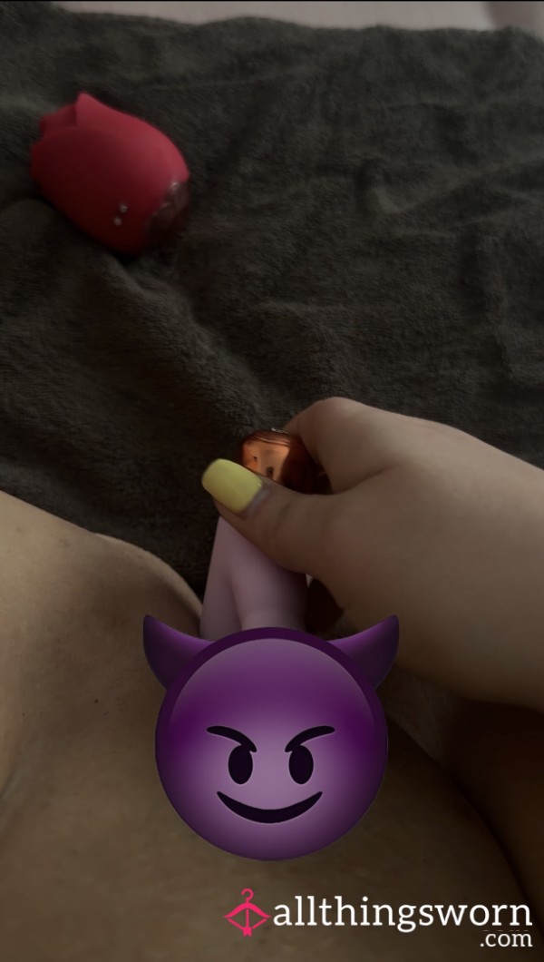 F**king My Pu**y With My Rabbit 🍆😜😈