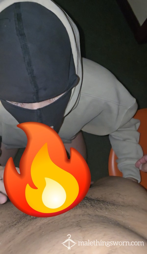 F**king The Mouth Of A Masked Student In The Uni 🍆💦