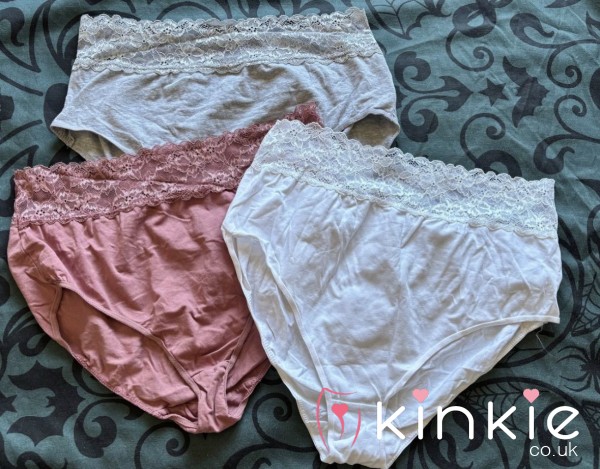 Full Back Cotton Knickers With Lace Trim