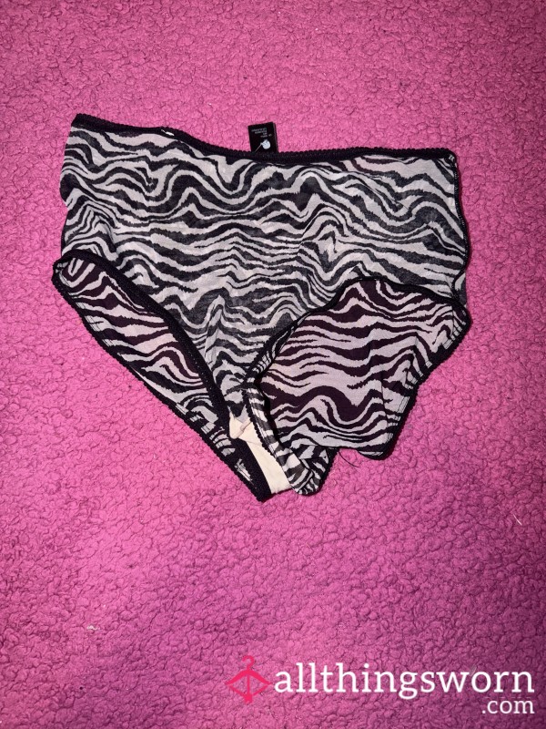 Full Back Lace Zebra Pattern