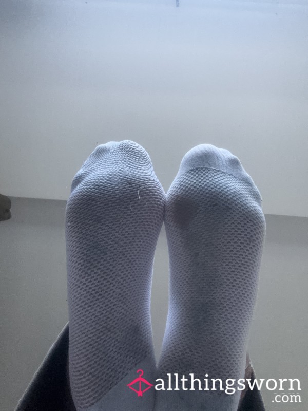 Full Days Wear White Trainer Socks