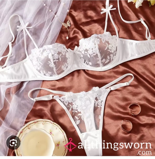 Full S**y Ready Laying In White Lace