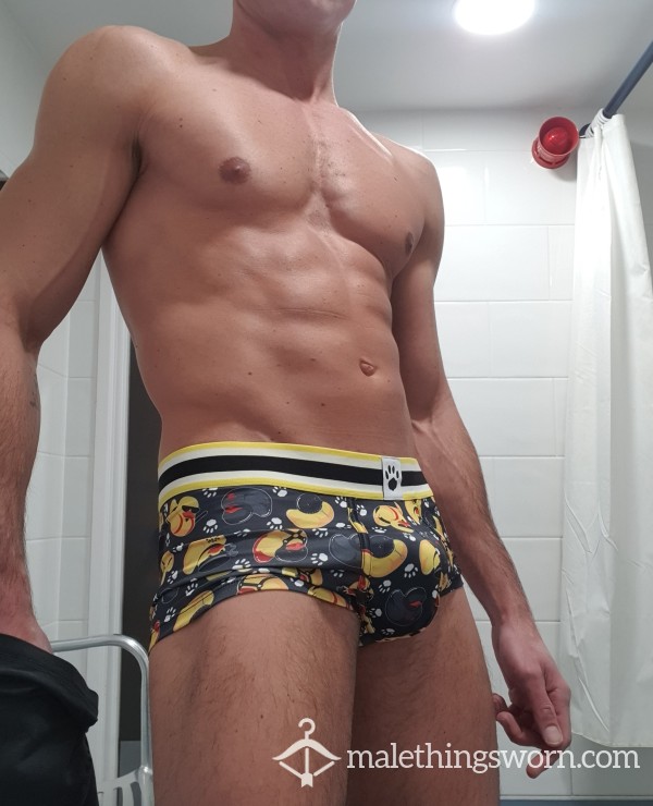 Video  8min Stripping Off Wanking  Playing Around  C*m In Undies