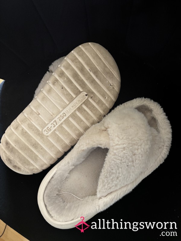 Fully Slippers
