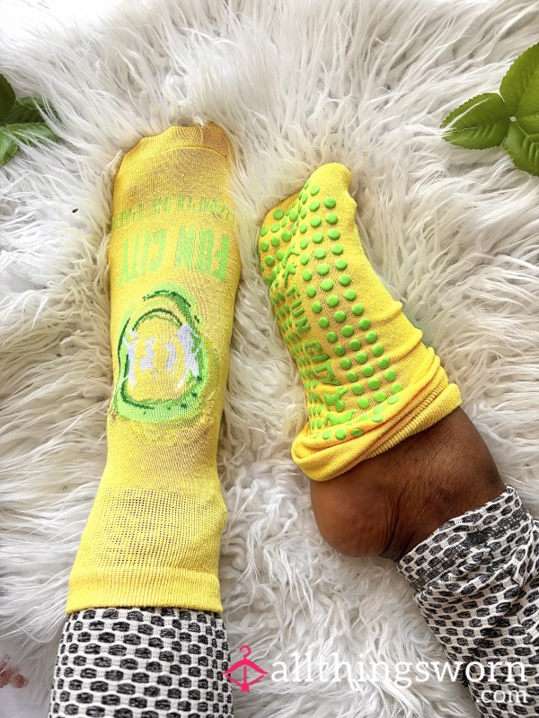 Fun City Non Slip Socks