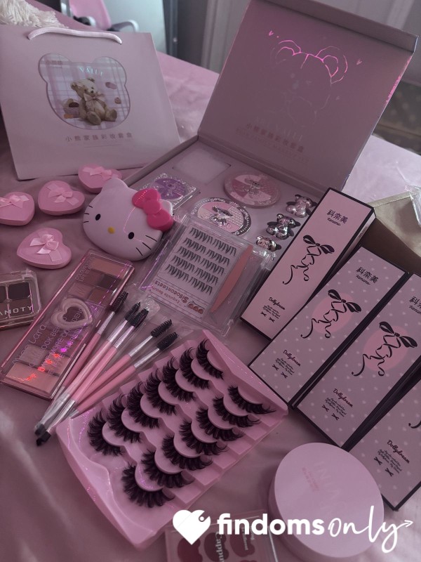 Fund My Makeup Shopping