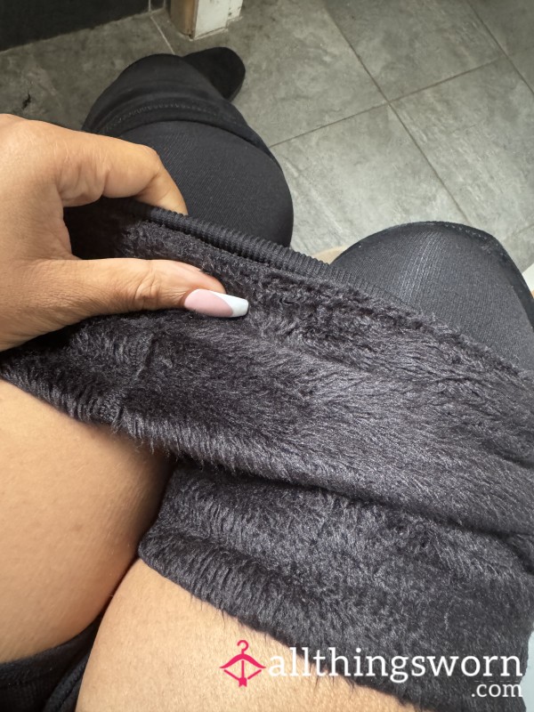 Fur-lined, Thick Black Leggings. Ready For Autumn/winter. Size Large