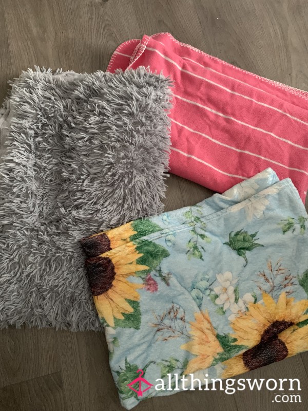 💕Fuzzy Blankets💕