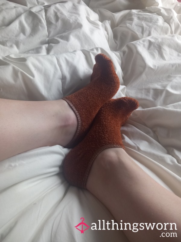 Fuzzy Fluffy Ankle Socks🥵👣 Oak Brown